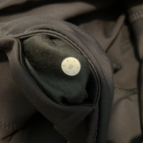 lululemon all the right places size 8 - Picture 2 of 3